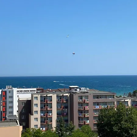 Super With Great Views شقة *